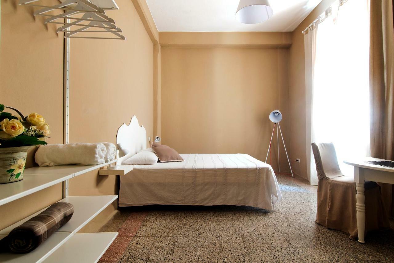 Blulassu City Center Rooms 卡利亚里 外观 照片